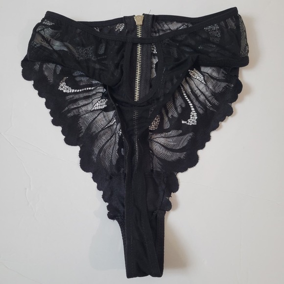 Yandy 2-Piece Black Bra and Thong Zip Panty Sexy Lace Lingerie Set Size L / XL - Picture 6 of 13